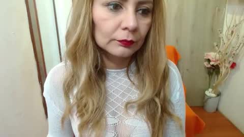 Ximena online show from 09-20-25, 12:06