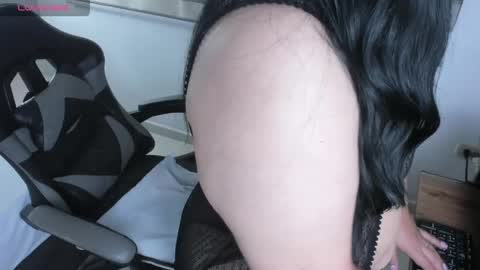 Snapshot of ximena_villan chatting on 04-13-26, 12:10 X I M E N A online show from 04-13-26, 12:10