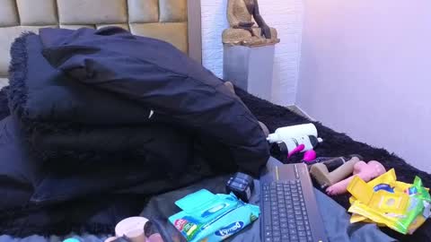 ximena online show from 02-26-25, 07:42