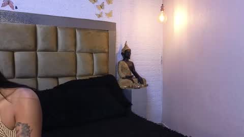 ximena online show from 12-21-25, 09:22