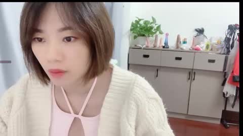 xinbao799322 online show from 10-28-25, 01:36