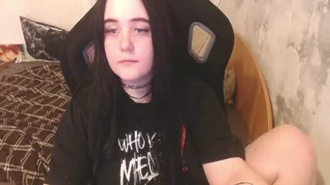 xjenny_bae online show from 06-19-26, 04:33