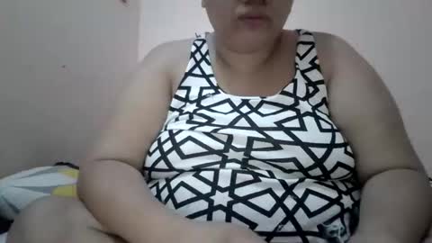 xjuicytits online show from 05-26-26, 11:34