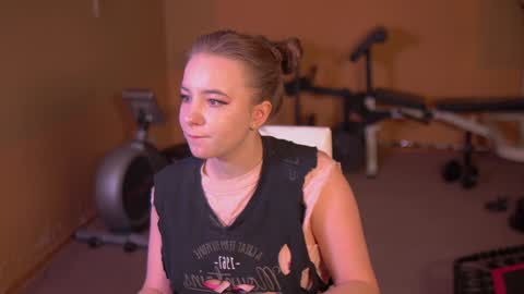 xlanabunny online show from 12-08-24, 12:52