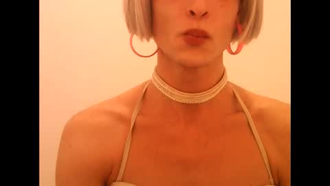 Wendy online show from 12-16-25, 07:30