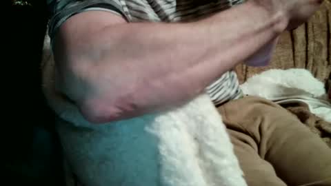 Snapshot of xlpack69 chatting on 01-11-25, 04:16 John online show from 01-11-25, 04:16