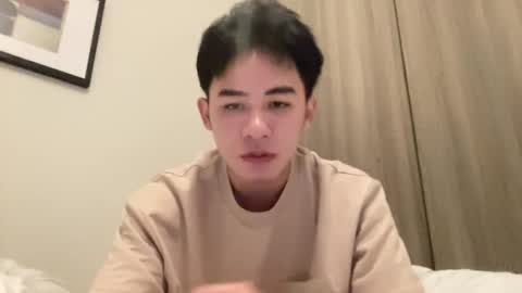 Snapshot of xluminous chatting on 02-16-25, 01:27 MIKAEL online show from 02-16-25, 01:27