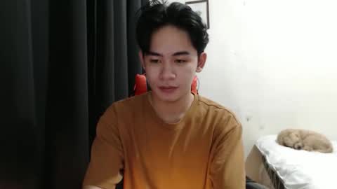 Snapshot of xluminous chatting on 11-05-25, 05:57 MIKAEL online show from 11-05-25, 05:57