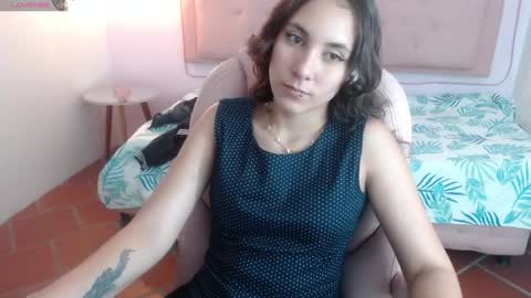 Snapshot of xlunna chatting on 02-08-25, 08:42 lunna online show from 02-08-25, 08:42