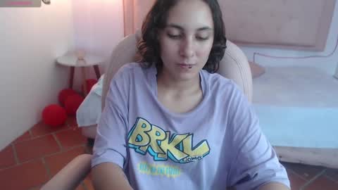 Snapshot of xlunna chatting on 02-27-25, 11:26 lunna online show from 02-27-25, 11:26