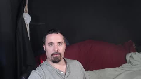 Snapshot of xmetalstudx chatting on 10-03-25, 02:41 MetalstudMaster online show from 10-03-25, 02:41