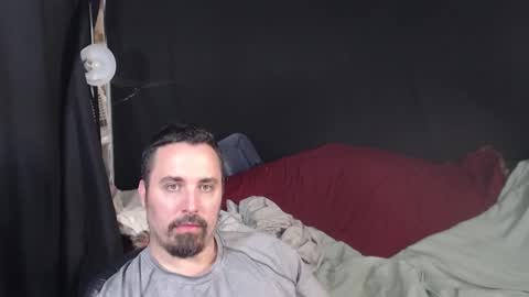 Snapshot of xmetalstudx chatting on 10-06-25, 03:15 MetalstudMaster online show from 10-06-25, 03:15