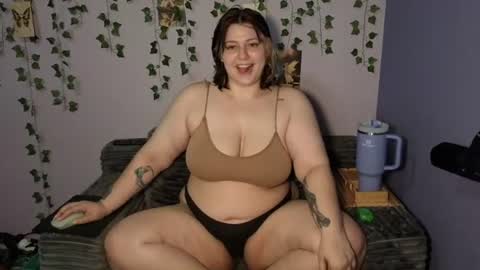Snapshot of xo_bambi_xo chatting on 07-21-26, 12:46 Bambi online show from 07-21-26, 12:46