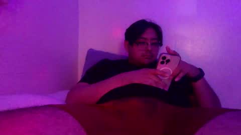 Snapshot of xob3n chatting on 11-15-25, 02:31 Alejandro FullMoon online show from 11-15-25, 02:31