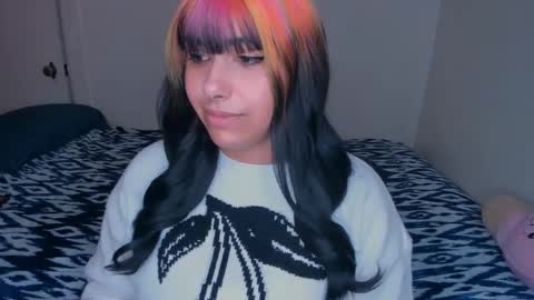 Rae  online show from 02-19-25, 03:39