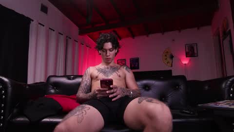   online show from 10-25-25, 11:32