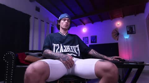   online show from 11-08-25, 12:11