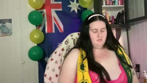xopeachybaby online show from 07-05-26, 04:41