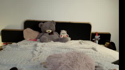 Cherry online show from 04-10-26, 04:39