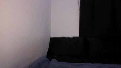 Snapshot of xoxo_k chatting on 01-22-25, 07:25 Miss K online show from 01-22-25, 07:25