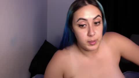 Snapshot of xoxo_k chatting on 09-18-25, 07:10 Miss K online show from 09-18-25, 07:10