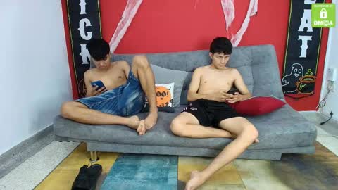 Snapshot of xperiencesx chatting on 11-01-25, 12:51 JAIDER CAMILA CAMILO online show from 11-01-25, 12:51