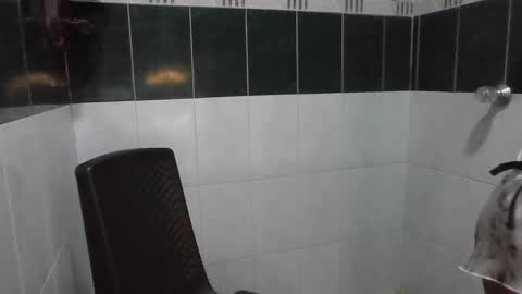 Perla Jackson online show from 12-17-24, 03:28