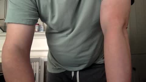 Snapshot of xrdrcrx chatting on 01-08-26, 09:28 xrdrcrx online show from 01-08-26, 09:28