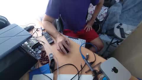 Snapshot of xrokettt chatting on 09-17-25, 01:24 xrokettt online show from 09-17-25, 01:24