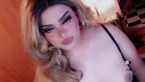 Snapshot of xsabbylicious69 chatting on 07-11-26, 04:04 xsabbylicious69 online show from 07-11-26, 04:04