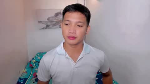 xsebastian19 online show from 09-17-25, 04:52