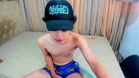 xsianhotcocxx online show from 04-21-26, 07:17