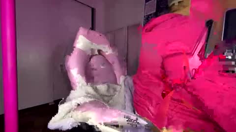 xStarGazingx online show from 11-08-25, 08:03