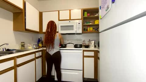 xStarGazingx online show from 02-05-26, 01:32