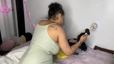xStarGazingx online show from 06-21-26, 08:33