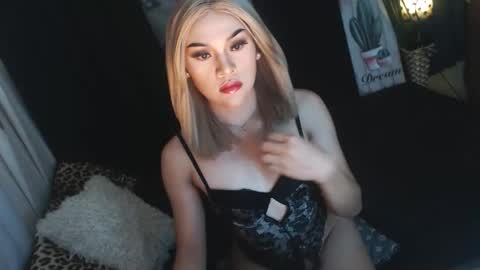 Sundae online show from 12-14-25, 08:35