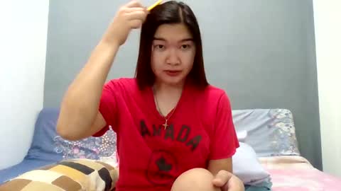 Snapshot of xsweetiemajax chatting on 09-15-25, 01:16 HI IM PAULINE online show from 09-15-25, 01:16