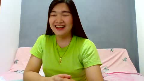 Snapshot of xsweetiemajax chatting on 10-13-25, 01:22 HI IM PAULINE online show from 10-13-25, 01:22
