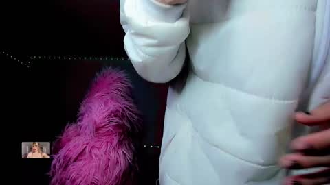 Snapshot of xthesexyboyx chatting on 10-04-25, 12:52 Femboy Exotic online show from 10-04-25, 12:52