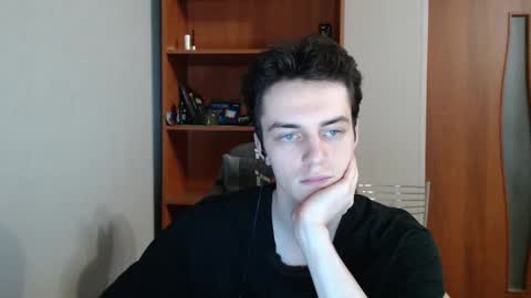 traqqq online show from 09-23-25, 08:45