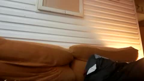 xtu9o online show from 11-18-25, 02:39