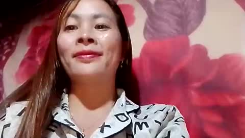 xuxulove00 online show from 12-15-25, 12:09