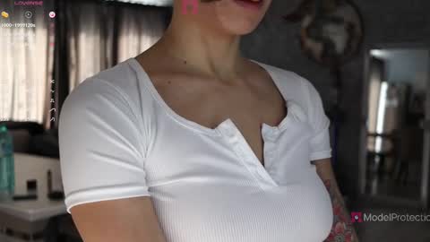 Snapshot of xwithy chatting on 02-11-25, 12:16 FrancyStepmom and YStepson INTERESTED IN A GIRL-GIRL COLLABORATION TEXT ME HERE or INSTAGRAM online show from 02-11-25, 12:16