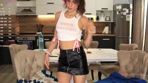 Snapshot of xwithy chatting on 11-04-25, 01:10 FrancyStepmom and YStepson INTERESTED IN A GIRL-GIRL COLLABORATION TEXT ME HERE or INSTAGRAM online show from 11-04-25, 01:10