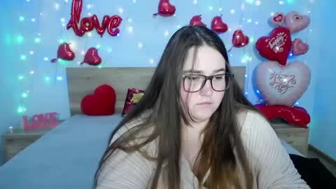 Snapshot of xx_daniella_xx chatting on 02-16-25, 05:04 xx daniella xx online show from 02-16-25, 05:04