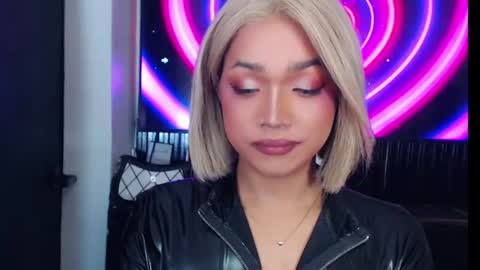 xxasian_goddessxx online show from 06-11-26, 06:39