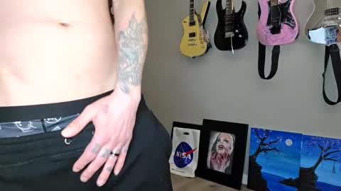 Snapshot of xxbadcatxx chatting on 01-01-25, 05:43 XxBADCATxX online show from 01-01-25, 05:43