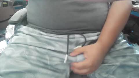 xxdadbod4ladiesxx online show from 05-01-26, 07:18