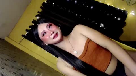 Snapshot of xxexpensive_candy chatting on 02-10-25, 02:16 Janae online show from 02-10-25, 02:16