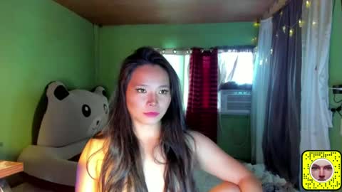 Snapshot of xxhotfilipinaxx chatting on 06-14-26, 06:37 hamda online show from 06-14-26, 06:37